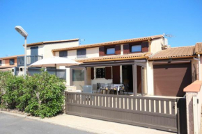 Belle villa de vacances climatisée, residence TAMARIS avec accès payant pour piscines-animations, wifi, 2 chambres, 4 à 6 couchages PORTIRAGNES PLAGE LRTAMH7